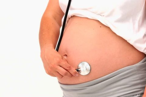 Los antibióticos en el embarazo aumentan el riesgo de enfermedad inflamatoria intestinal del bebé