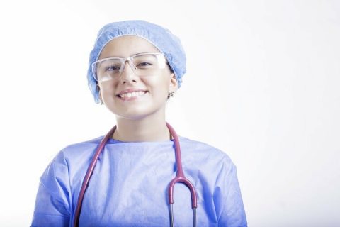 Enfermería: estudian el vínculo del trabajo por turnos y el cáncer de mama